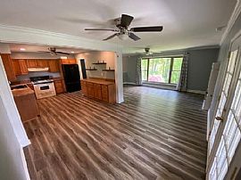 166 N Oakview Dr, Kenova, Wv 25530 : Spacious 3 Bedroom House  in Kenova, WV (Photo 5 of 12)