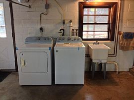 387 Circle Dr, Lewisburg, Wv 24901 . Stunning House For Rent in Lewisburg, WV (Photo 12 of 12)