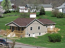 112 Sturm St, Clarksburg, Wv 26301 . Perfect House For Rent in Clarksburg, WV