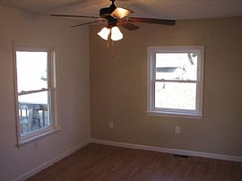 112 Sturm St, Clarksburg, Wv 26301 . Perfect House For Rent in Clarksburg, WV (Photo 10 of 10)