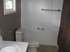 112 Sturm St, Clarksburg, Wv 26301 . Perfect House For Rent in Clarksburg, WV (Photo 5 of 10)