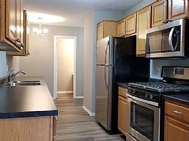 544 Spruce Dr, Hudson, Wi 54016 : House Available For Rent  in Hudson, WI (Photo 5 of 11)