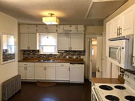 9 Belfort Ave, Warwick, Ri 02889 in Warwick, RI (Photo 10 of 12)