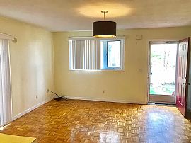 9 Belfort Ave, Warwick, Ri 02889 in Warwick, RI (Photo 12 of 12)