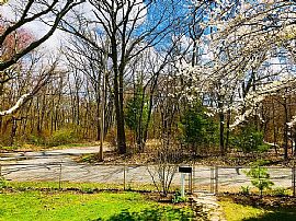 9 Belfort Ave, Warwick, Ri 02889 in Warwick, RI (Photo 4 of 12)