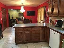 3716 Southwind Dr, Eau Claire, Wi 54701 in Eau Claire, WI (Photo 4 of 7)