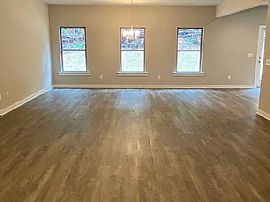 10905 Woodland Dr, Mc Calla, Al 35111    Spacious House For Rent in Mc Calla, AL (Photo 3 of 11)