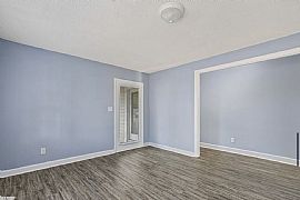 402 25th St E, Tuscaloosa, Al 35401 . Stunning House For Rent in Tuscaloosa, AL (Photo 8 of 12)