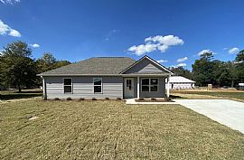 35 Moonlight Ln, Talladega, Al 35160 . Gorgeous House For Rent in Talladega, AL