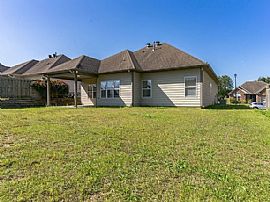 597 Waterford Ln, Calera, Al 35040 . Joyful Home in Calera, AL (Photo 2 of 10)