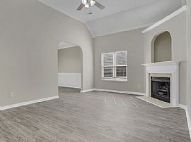 597 Waterford Ln, Calera, Al 35040 . Joyful Home in Calera, AL (Photo 3 of 10)