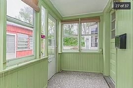 1003 N Morris Ave, Bloomington, Il 61701 Beautiful Home in Bloomington, IL (Photo 10 of 12)