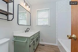 1003 N Morris Ave, Bloomington, Il 61701 Beautiful Home in Bloomington, IL (Photo 8 of 12)