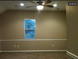 831 Colorado St, Manhattan, Ks 66502 Beautiful Home in Manhattan, KS (Photo 4 of 9)