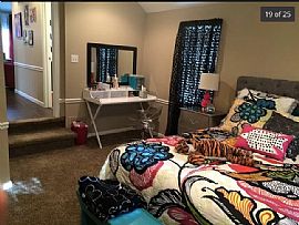 831 Colorado St, Manhattan, Ks 66502 Beautiful Home in Manhattan, KS (Photo 5 of 9)