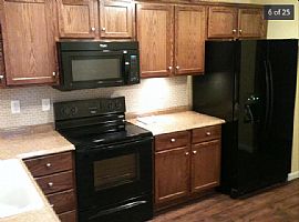 831 Colorado St, Manhattan, Ks 66502 Beautiful Home in Manhattan, KS (Photo 9 of 9)