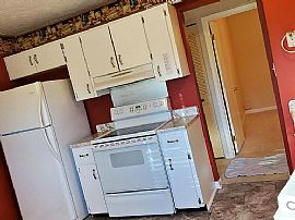 3305 Mcadams Ct For Rent! Call Or Text (989) 572-2152. 650/mo in Louisville, KY (Photo 10 of 10)