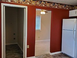 3305 Mcadams Ct For Rent! Call Or Text (989) 572-2152. 650/mo in Louisville, KY (Photo 5 of 10)