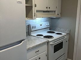 1010 Duke Ave For Rent! Call Or Text (989) 572-2152. 750/mo in Columbia, SC (Photo 3 of 9)