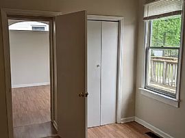 365 Owenton Ave 332 252 3521 in Frankfort, KY (Photo 5 of 8)