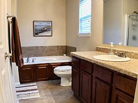 4527 Cory St, Springdale, Ar 72762 . Lovely House in Springdale, AR (Photo 4 of 5)