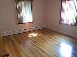 3bed 2.5bath House in Leominster, MA (Photo 8 of 8)