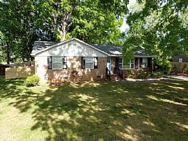 3bed 2bath  in Charlotte, NC