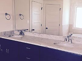 Charming 4 Bedroom Home   	 in Gulf Shores, AL (Photo 11 of 11)