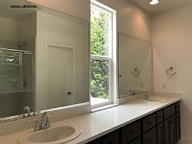 Stunning Home in The Heart of The Downtown in Sacramento, CA (Photo 5 of 5)