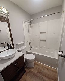 4111 Rickenbacker Ave, Whitehall, Oh 43213  in Whitehall, OH (Photo 4 of 8)