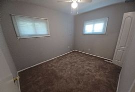 4111 Rickenbacker Ave, Whitehall, Oh 43213  in Whitehall, OH (Photo 5 of 8)