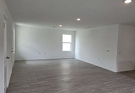 Brand New Home in Mission Del Lago in San Antonio, TX (Photo 2 of 10)