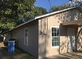 Newly Rehabbed 4 Bedroom in Hondo, TX (Photo 8 of 12)
