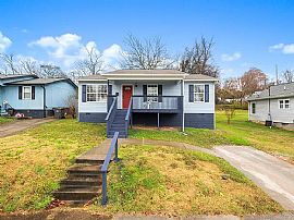 2411 E Glenwood Ave Ne, Knoxville, in Knoxville, TN (Photo 2 of 2)