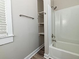 812 Cherry St Nw, Huntsville, Al 35816 in Huntsville, AL (Photo 10 of 11)