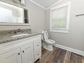 812 Cherry St Nw, Huntsville, Al 35816 in Huntsville, AL (Photo 9 of 11)