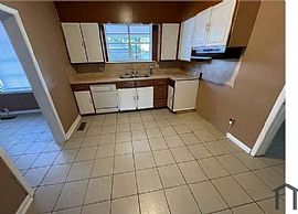 817 4th Ave N, Bessemer, Al 35020 in Bessemer, AL (Photo 5 of 8)