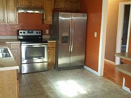 233 N Weakley St, Florence, Al 35630 in Florence, AL (Photo 4 of 6)