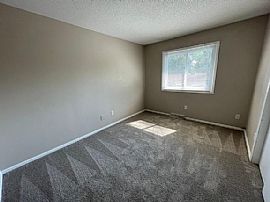 3009 Southmoor Ct, Fort Collins, Co 80525 . Comfortable House  in Fort Collins, CO (Photo 10 of 11)