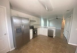 5302 E 7th St, Panama City, Fl in Panama City, FL (Photo 5 of 12)