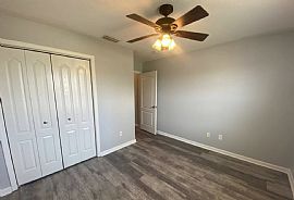 5302 E 7th St, Panama City, Fl in Panama City, FL (Photo 8 of 12)