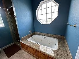 319 Mountain St, Carson City, Nv 89703 in Carson City, NV (Photo 9 of 12)