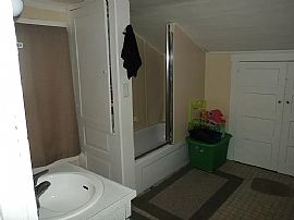 7 Lightburn St, Buckhannon, Wv 26201 in Buckhannon, WV (Photo 7 of 8)