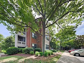 702 Arkland Pl, Nashville, in Nashville, TN (Photo 2 of 7)