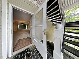 702 Arkland Pl, Nashville, in Nashville, TN (Photo 3 of 7)