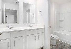 301 Chelsea Park Dr, Chelsea, Al 35043 in Chelsea, AL (Photo 11 of 12)