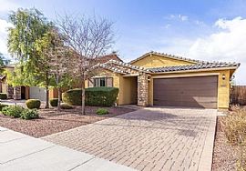 4048 S Mcminn Dr, Gilbert, Az 85297 in Gilbert, AZ