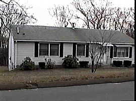 30 Orchard Hill Rd, Branford, Ct 06405 in Branford, CT