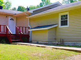 7395 Thelma Roe Rd, Pinson, Al 35126 in Pinson, AL (Photo 2 of 12)