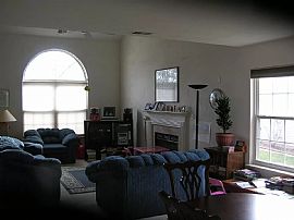 6807 Dickens Ct E, Suffolk, Va 23435 (570) 838-5165 in Suffolk, VA (Photo 4 of 9)